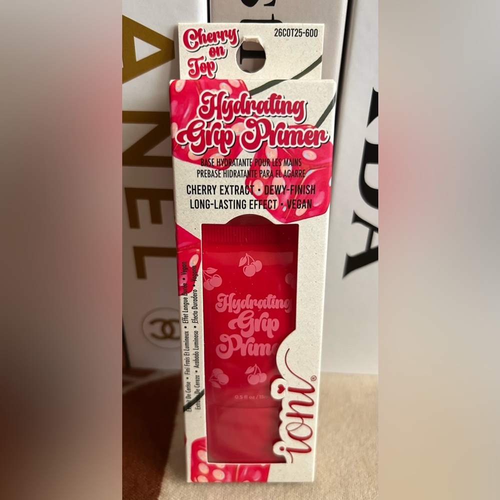 🤍 New 🤍 Hydrating Grip Plumper - Cherry on Top 🤍